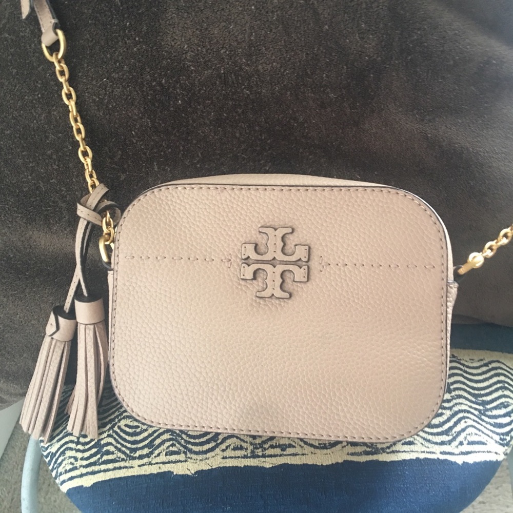 Tory Burch McGraw camera bag